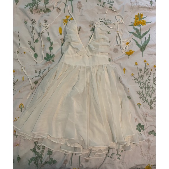 Lulu’s pixie palace ivory white skater dress - Picture 4 of 5